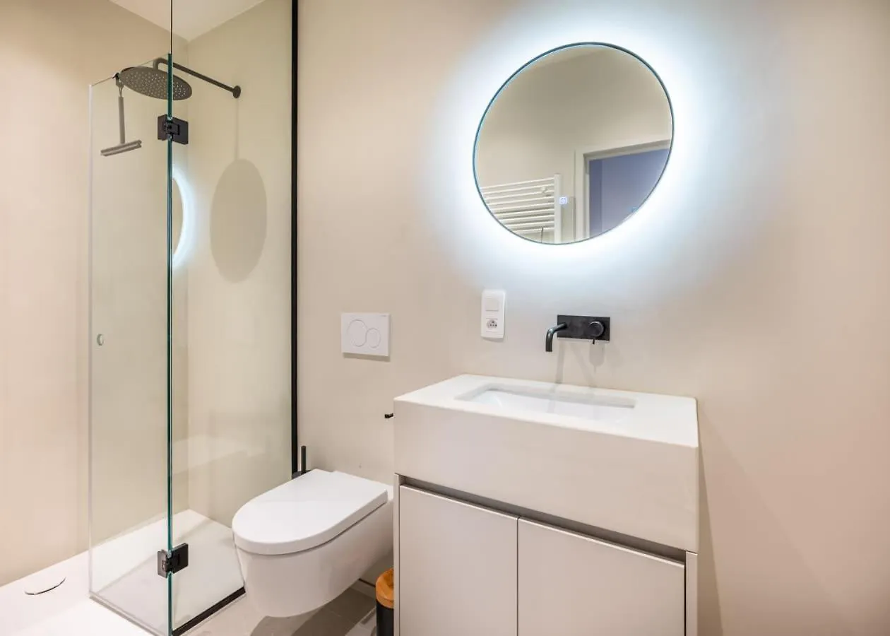Huswell - Charming Modern Studio In The Heart Of גנט 0*,  בלגיה